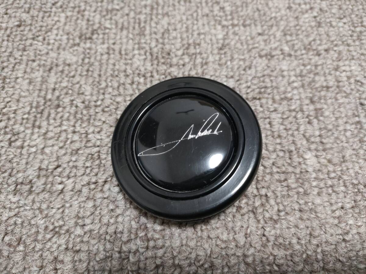 MOMOモモ社製 ステアリング ホーンボタン Mario Andretti マリオアンドレッティ拍卖