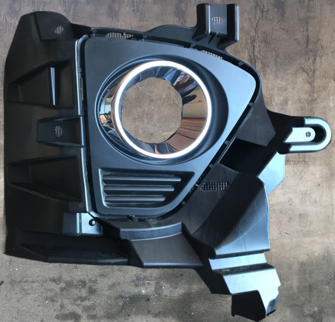 新品 純正品 TOYOTA トヨタ フロントバンパーホールカバーASSY RH アルファード ALPHARD ヴェルファイア VELLFIRE 20系 後期拍卖