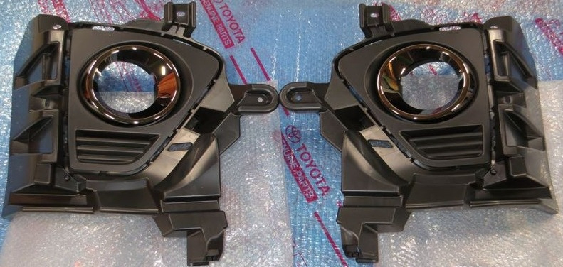 新品 純正品 TOYOTA トヨタ フロントバンパーホールカバーASSY 左右セット アルファード ALPHARD ヴェルファイア 20系 後期 タイプゴールド拍卖