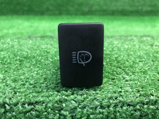 ★プリウスα DAA-ZVW41W その他スイッチ Sツーリングセレクション 5人 84150-47010★拍卖