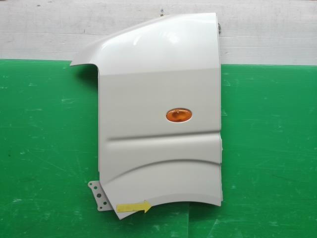 エブリィ ABA-DA64W 左フロントフェンダー PZターボ 58611-68H00拍卖