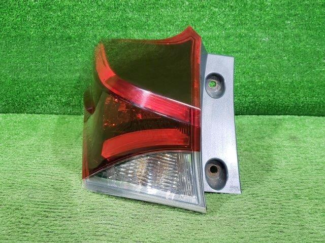 オーリス DBA-NZE184H 左テールライト 左テールランプ 150X Cパッケージ 4WD 1NZ-FE 1F7拍卖