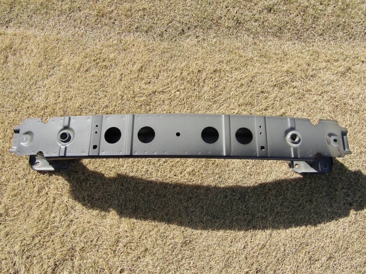 CX-5 CX5 KF リアホースメント リアバンパー ホースメント ■■ 12032604拍卖