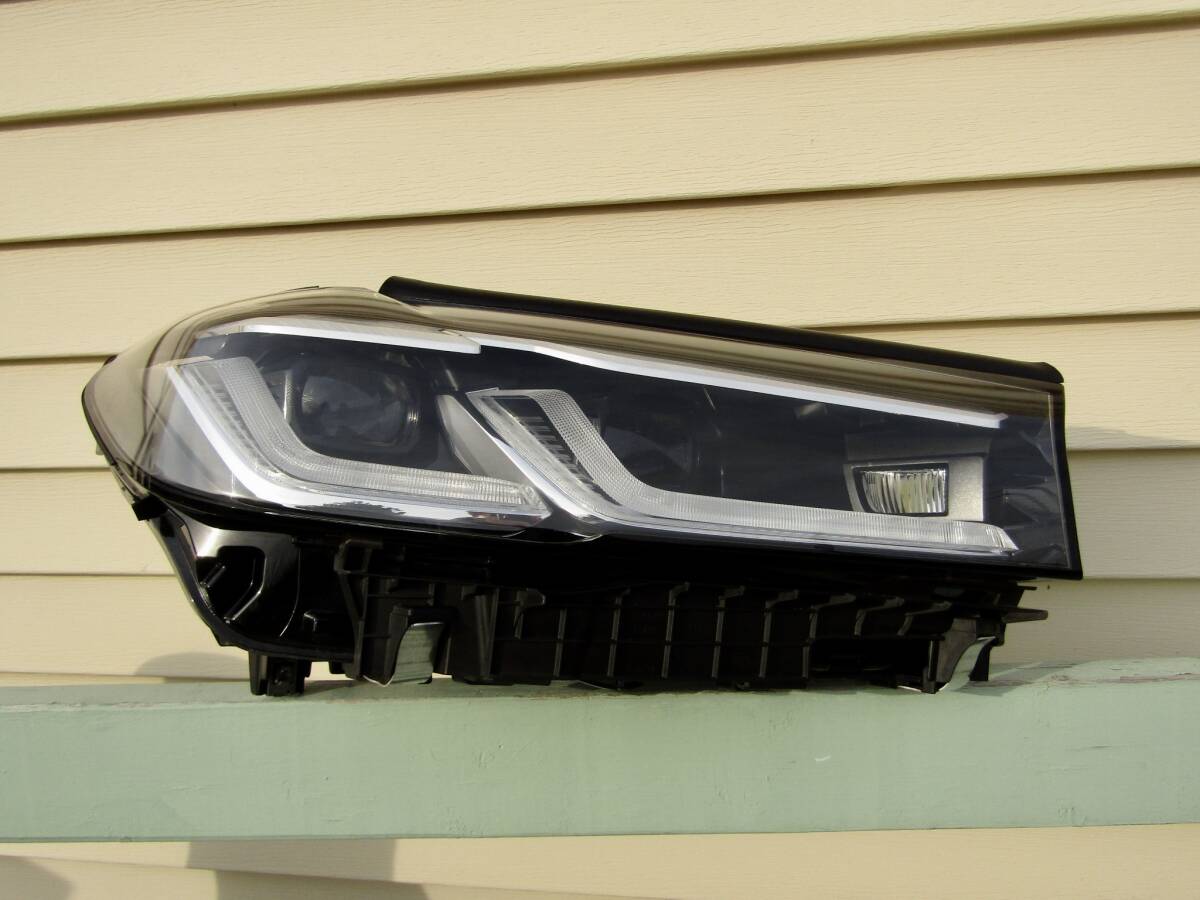 BMW G30 5シリーズ 純正 右 ヘッドライト LED ライト 後期 LCI 63119479264 ■■ 12031904拍卖