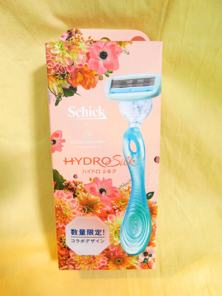 ☆【未開封】シック ハイドロシルク 数量限定コラボデザイン 敏感肌用ホルダー(刃付き)+替刃1コ モイスチャー美容ジェル 5枚刃☆送料290円拍卖