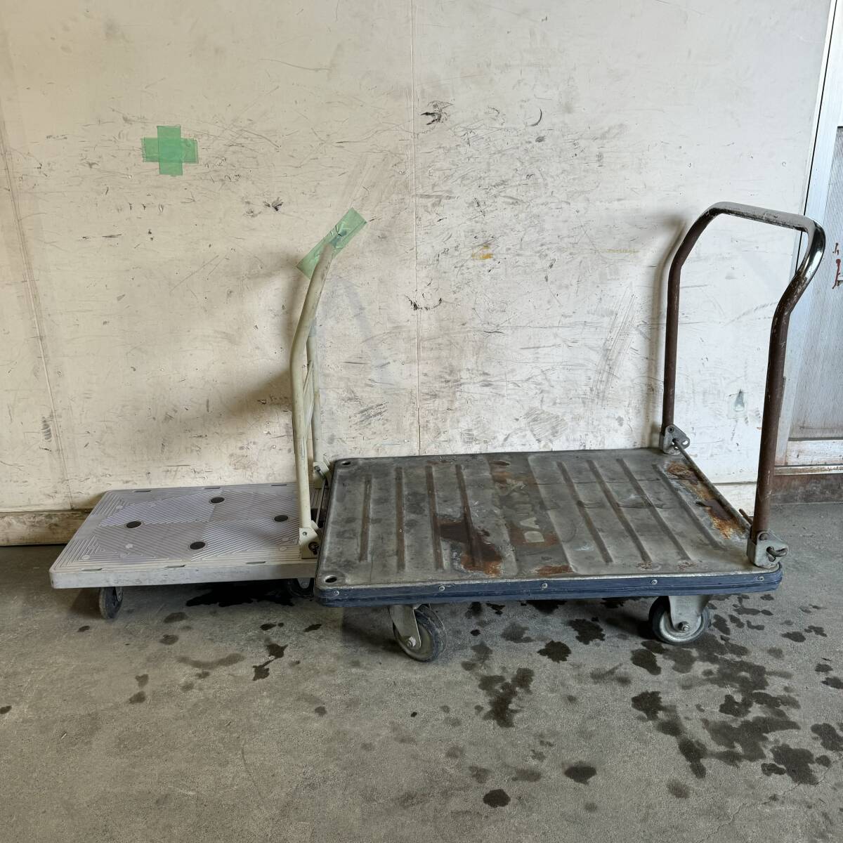 ○★岐阜発 ②△DANDY/ダンディ/台車/手押し台車/大小2台セット(910mm×610mm)(590mm×400mm)汚れ等有り/現状品 R6.3/8★拍卖