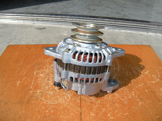 三菱ふそう、キャンター/ファイター/産業機械等用オルタネーター(ダイナモ)リビルト品 A3TN5188,ME017614,A3TN5288,ME017615拍卖