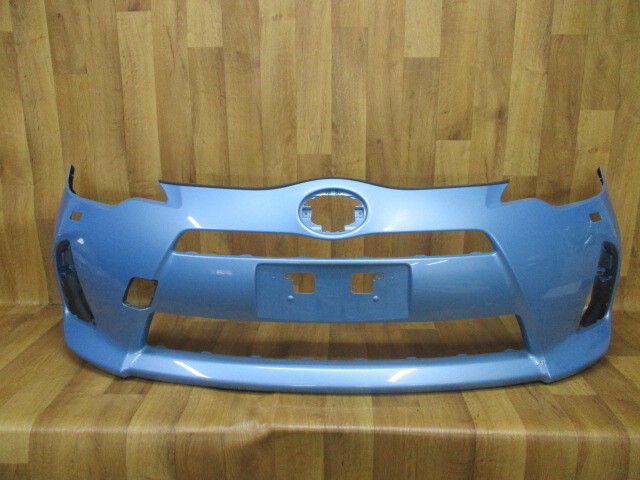 D8/ NHP10アクア純正フロントバンパー52119-52620拍卖