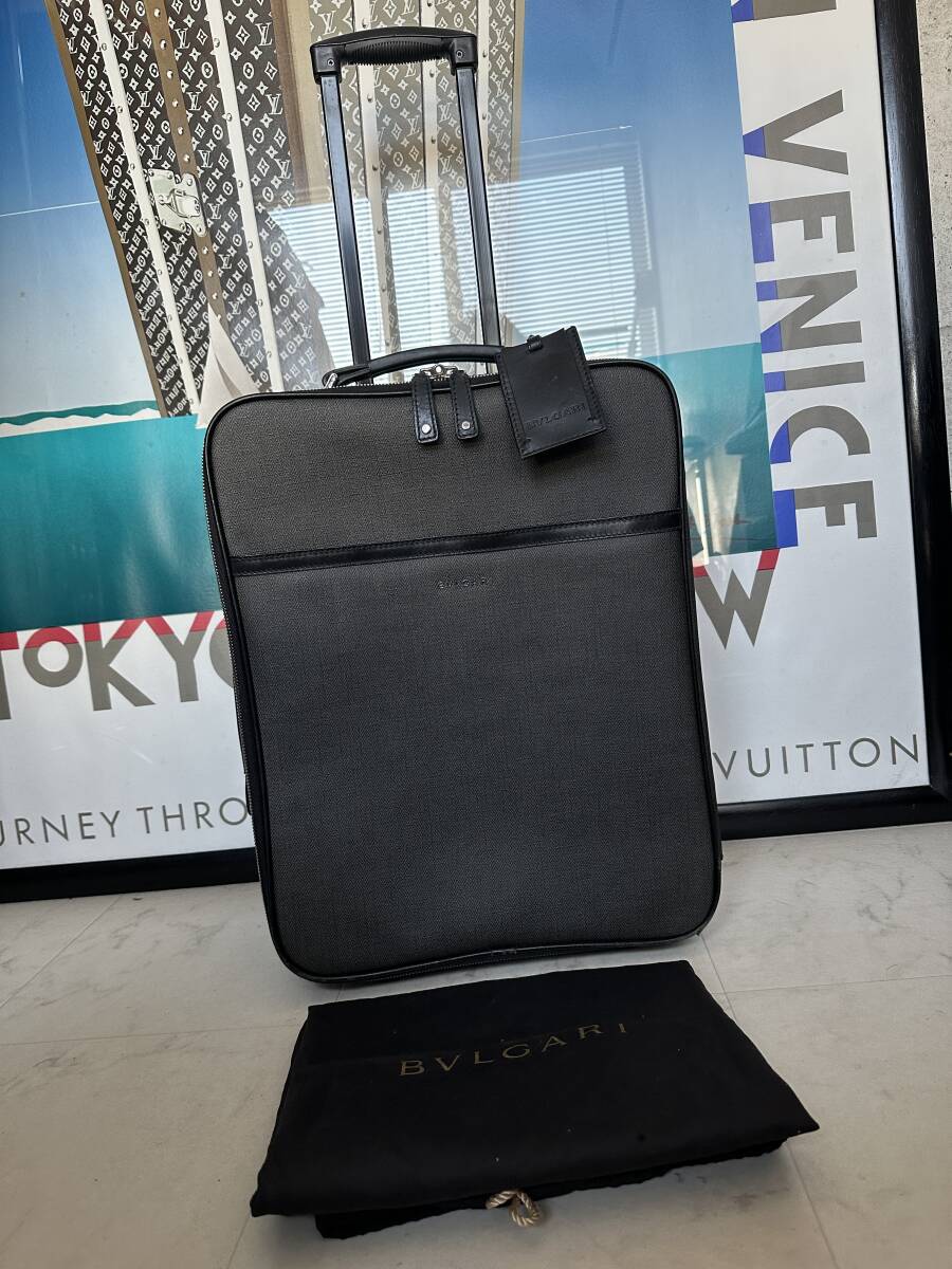 【即決/即納】!!機内持ち込みサイズ!!BVLGARI ブルガリ スーツケース 保存袋付き グレーブラック系 希少 確実本物拍卖