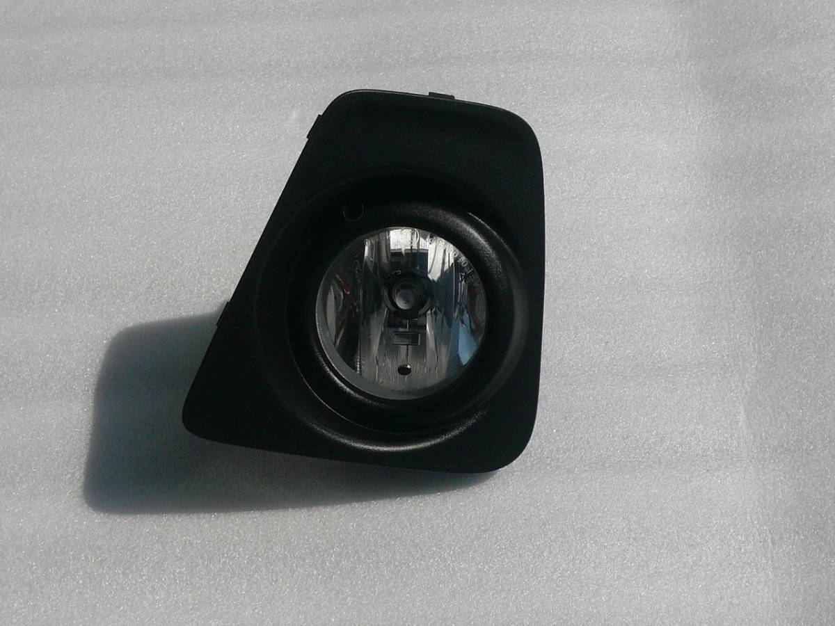 661:日産デイズ DAYZ ハイウェイスター・B21W 純正フォグ右拍卖