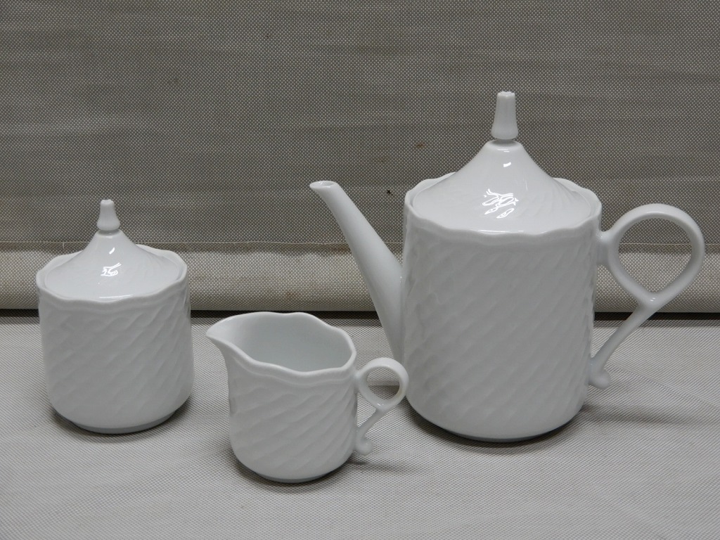 ●White Rippel Fine China ティーポット&クリーマー&シュガーポット 3点セット 白色食器 レトロ ヴィンテージ ホワイト●拍卖