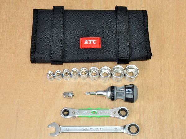★KTC ツールバッグ ソケット 4サイズ板ラチェット ラチェットレンチ 角アダプタ ドライバー◆MCKB-B MSR1A-14 MR-0813 BZ14-BA3 DBRS06拍卖