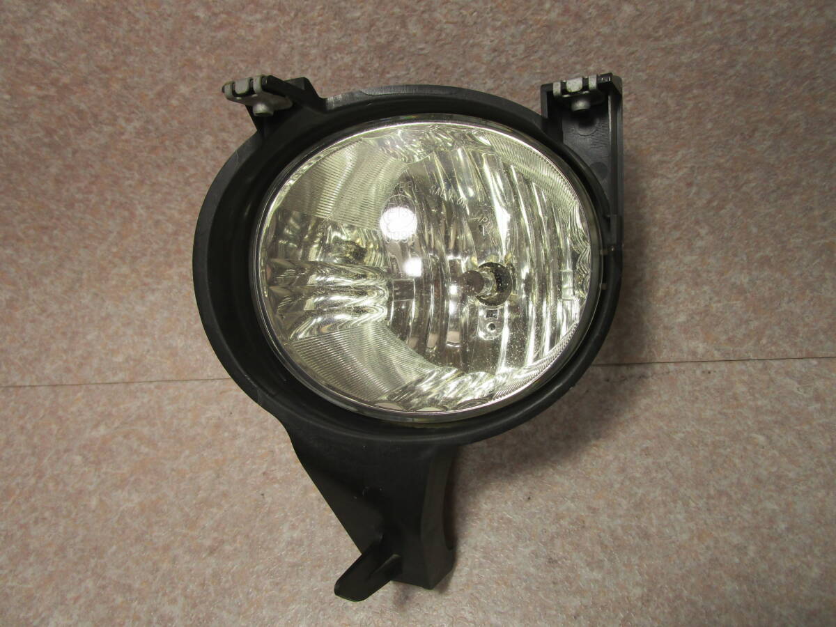 アイシス ANM10G フォグランプ 左 KOITO 42-34 ◎状態悪拍卖