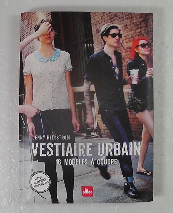 【洋書】 VESTIAIRE URBAIN 16 MODELES A COUDRE 型紙付き ★更衣室 都会のロッカールーム 洋服 ファッション コーデ 手芸 ハンドメイド /N拍卖