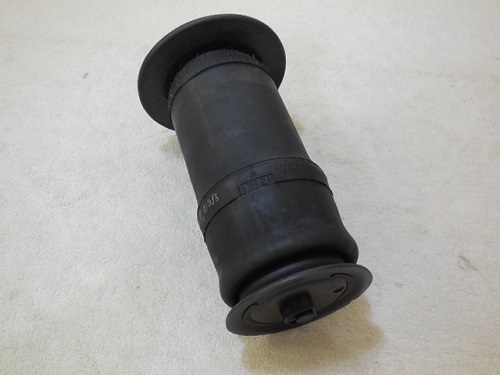 新品 レンジローバー リアエアーサスペンション 2ND エアサス RKB101460 ダンロップ社製拍卖