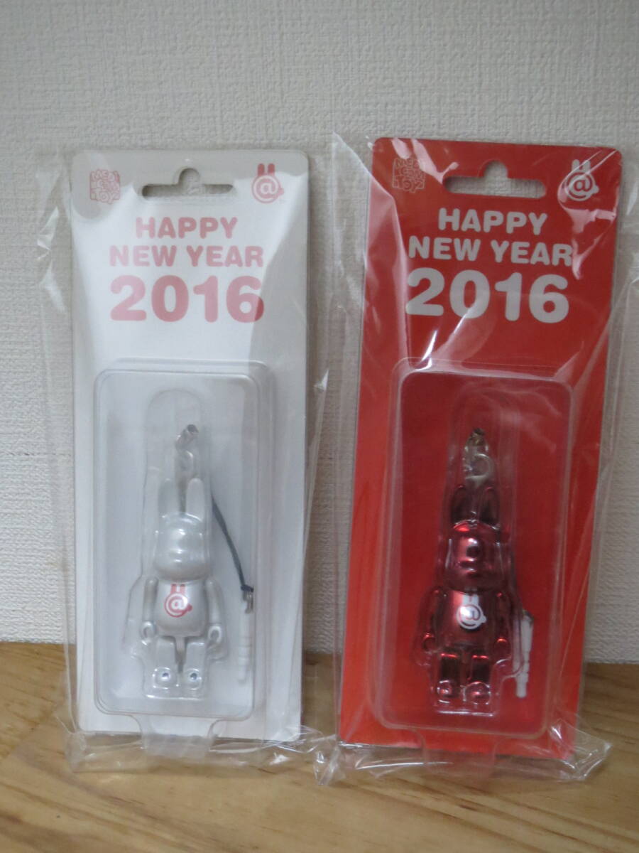 メディコムトイ R@RBRICK ラブリック 2016 年賀状 HAPPY NEW YEAR 2種セット拍卖