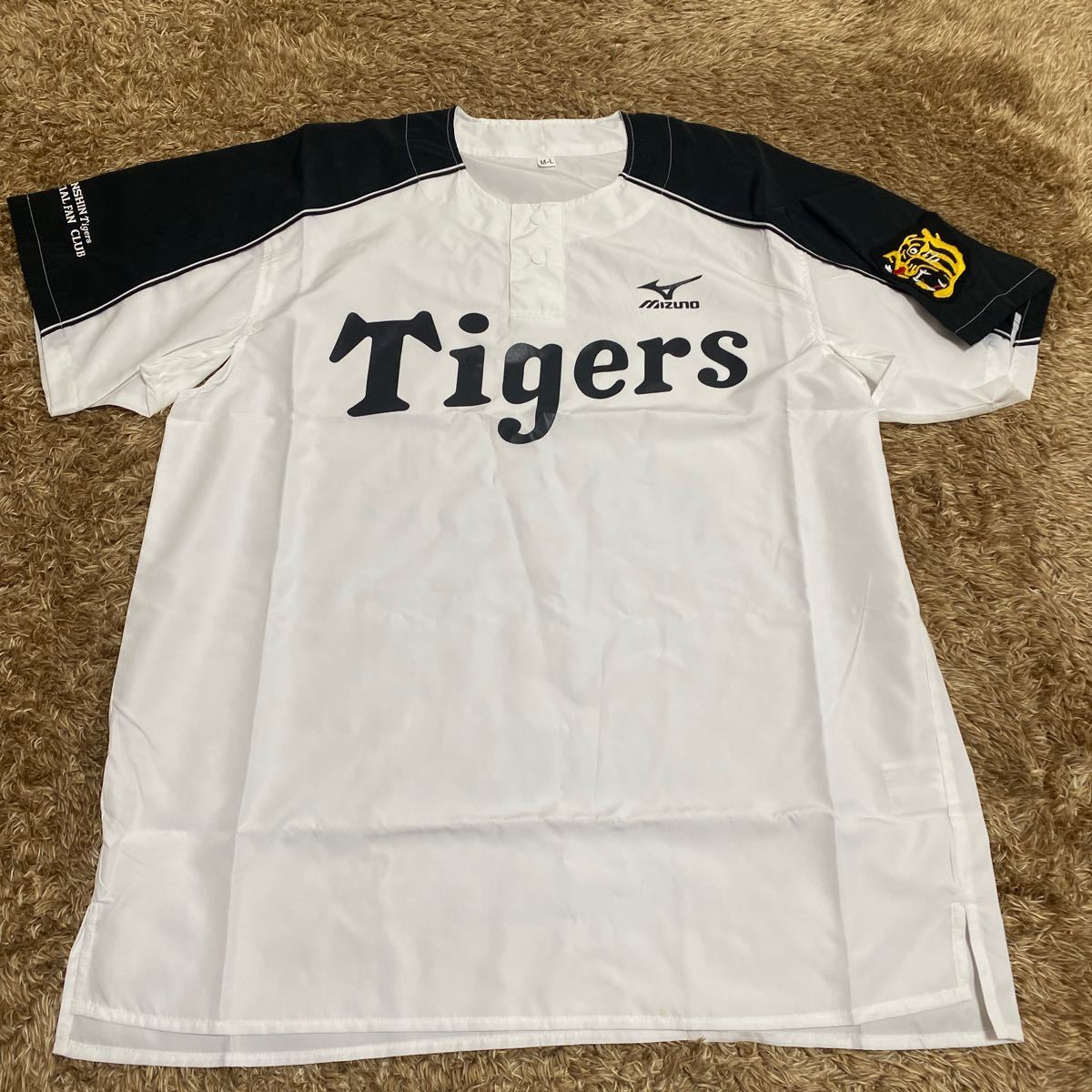 t33 MIZUNO 阪神タイガースオフィシャルファンクラブウェア サイズM-L表記 中国製拍卖