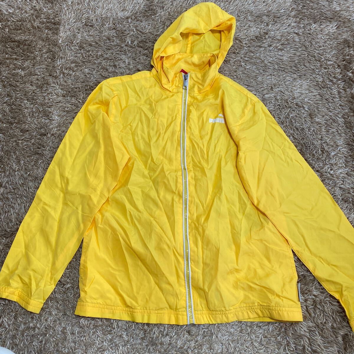 t69 PUMA ナイロンジャケット サイズM表記 中国製拍卖