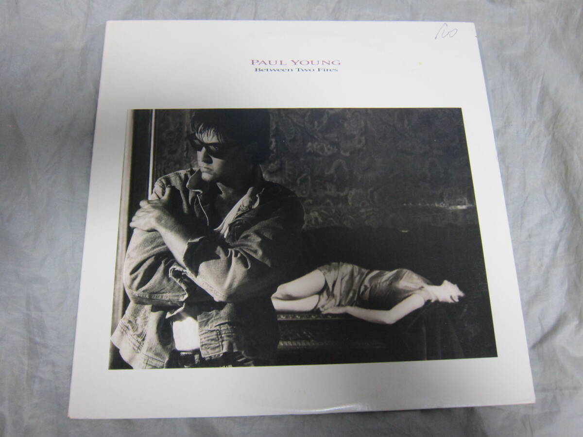 PAUL YOUNG Between Two fires US盤オリジナルLP ポール・ヤング 即決拍卖