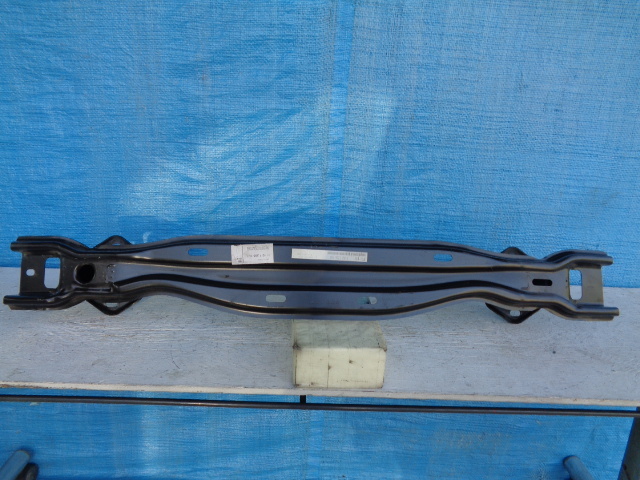 ☆BC997 BMW F30 3シリーズ リア ホースメント 51127256927拍卖