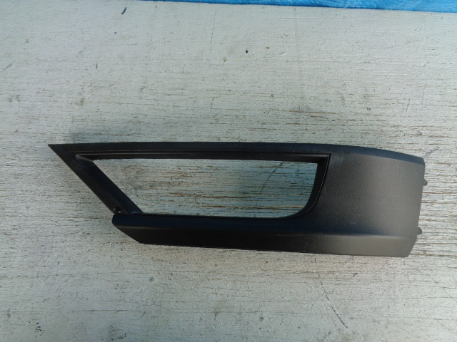 BD196 VW Tロック フォグカバー 左 2GA853665A拍卖