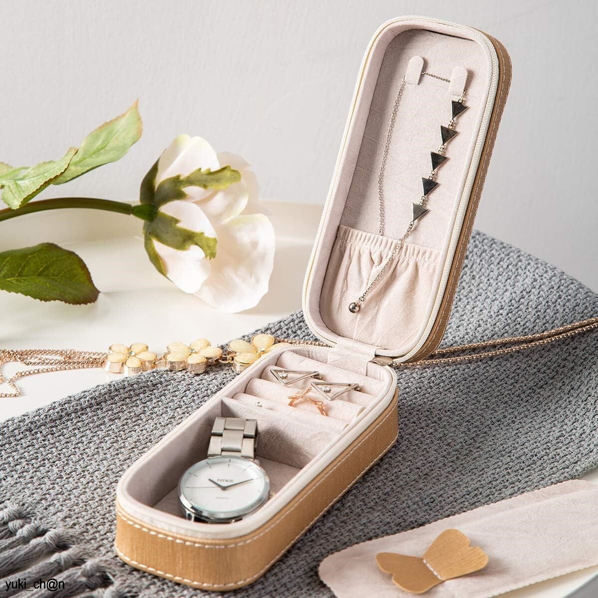 小さな宝石箱 シャンパン色 トラベルジュエリーボックス ポータブルジュエリーボックス MINIジュエリーボックス ジュエリーストレージBOX拍卖