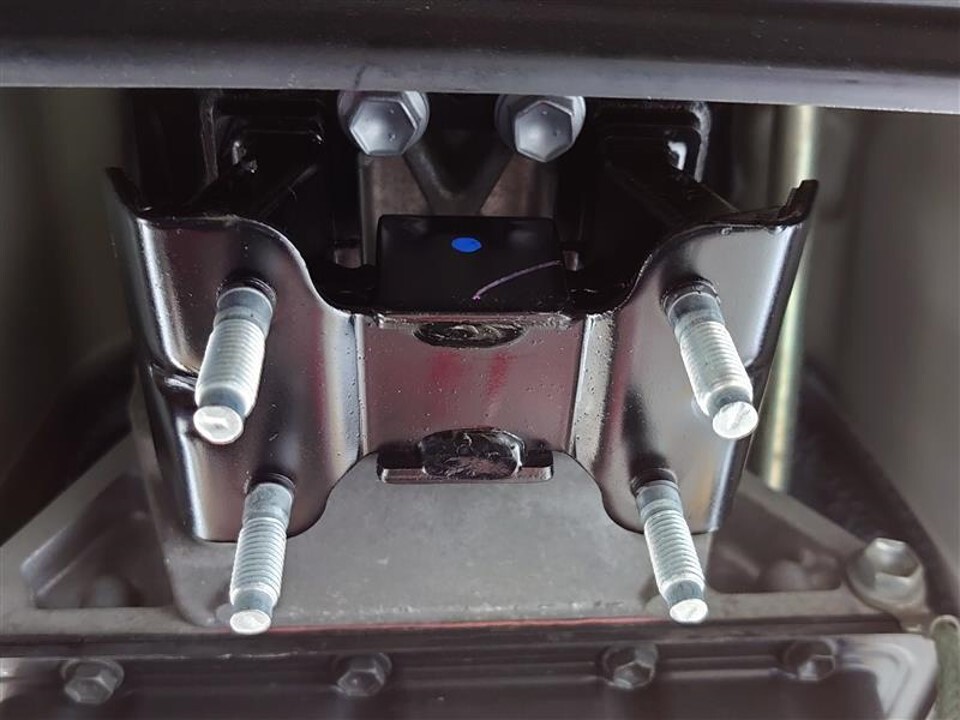 ●新品 未使用 純正部品 レクサス IS トヨタ クラウンアスリート ミッションマウント メンテナンス リフレッシュ 在庫限り 希少 レア●拍卖