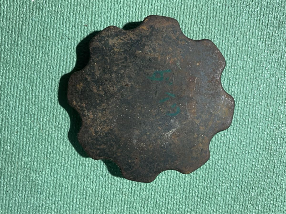 送料180円可 ガソリンエンジン発電機 ポンプ 動噴 管理機 部品パーツ 燃料タンクのフタ 蓋 キャップ 新ダイワ 型番不明拍卖