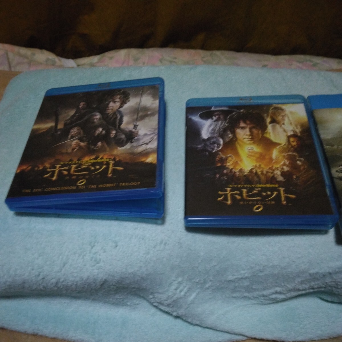 ロードオブザリングコレクターズエディショントリロジーbox初回限定版とホビット三枚組付けます拍卖