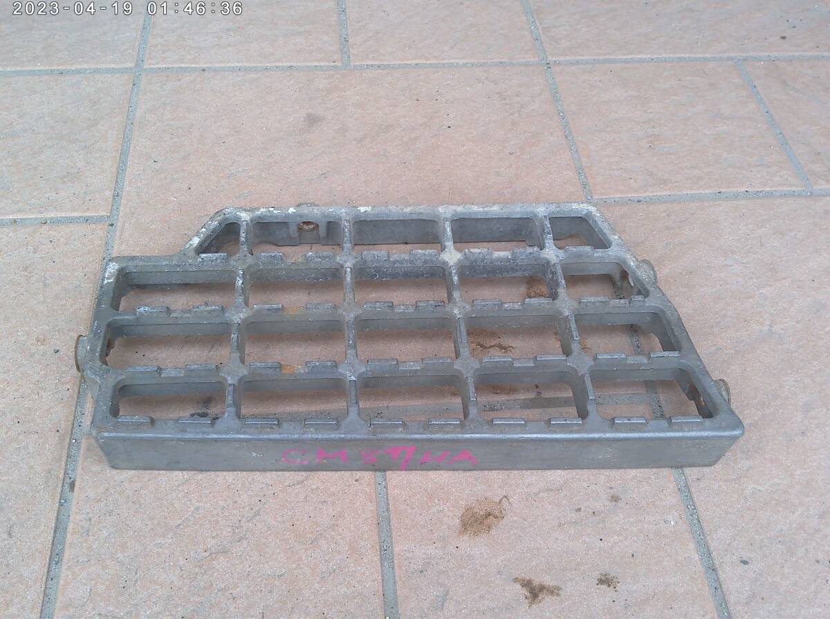 ☆日産ディーゼル UD CM87 コンドル 左 アルミ製 ステップ 佐川急便発送☆拍卖