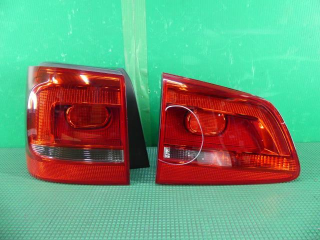 VW ゴルフトゥーラン DBA-1TCAV 左テールランプ コンフォートライン拍卖