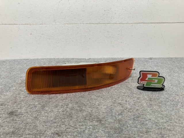 新品!カリーナ AT192/AT190/AT191/ST190/ST195/CT190/CT195 純正 左ウィンカー/ターンシグナルランプ ハロゲン 20-318 81521-20680(135652)拍卖