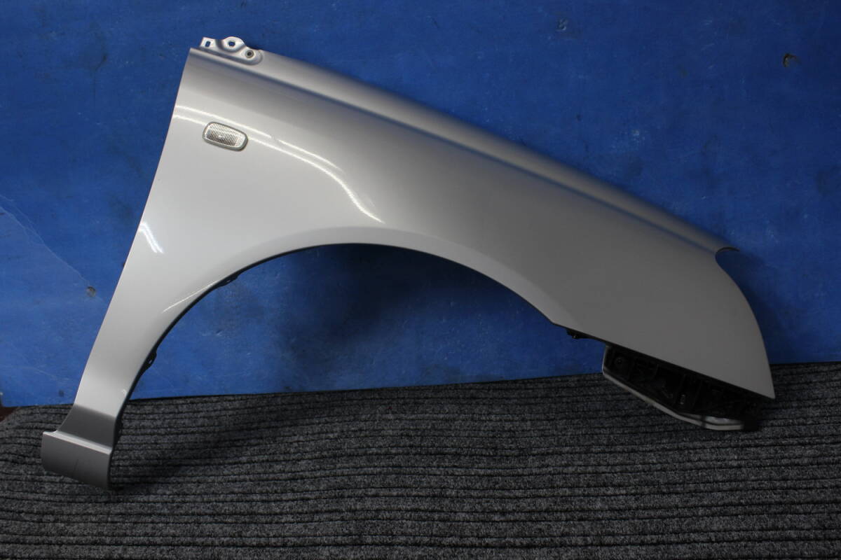 トヨタ 純正 プレミオ 《 ZZT240 》 右フェンダー 53811-2B850拍卖