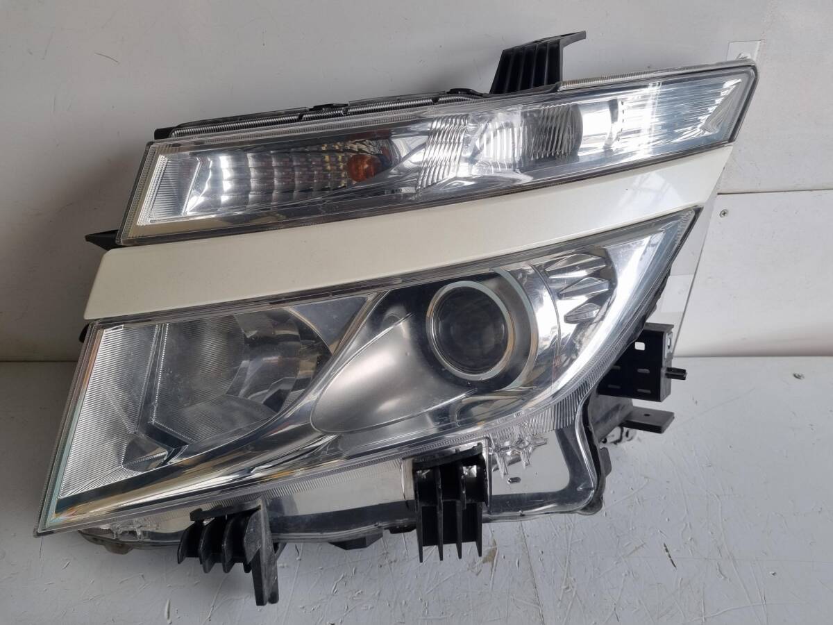 ニッサン エルグランド TE52 ヘッドライト 左拍卖