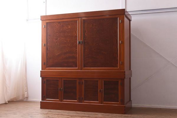 R-041890 在庫未使用品 IDC大塚家具 松創 匠 総欅(ケヤキ)無垢材 漆塗り 道具タンス(収納棚、キャビネット)(定価約594万円)拍卖