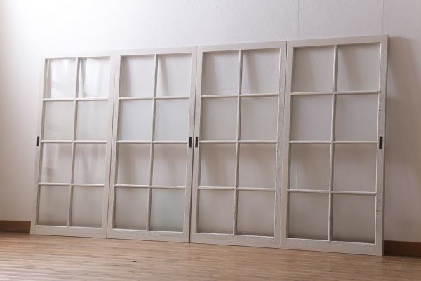 R-041213 アンティーク建具 昭和中期 すりガラス入り ホワイトペイントが爽やかなガラス戸4枚セット(引き戸、窓)(R-041213)拍卖
