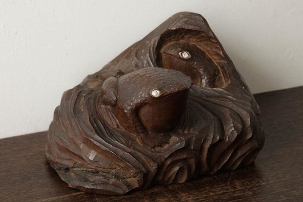 R-039410 ビンテージ雑貨 和製ビンテージ 明治大正期 かえるの置物(木彫り、民芸品)(R-039410)拍卖