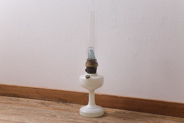 R-041034 ヴィンテージ雑貨 アメリカ Aladdin(アラジン) NU-TYPE Model-B ホワイト・乳白色 マントルランプ(オイルランプ、照明)拍卖