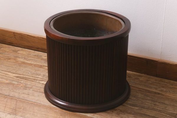 R-042612 アンティーク雑貨 和製アンティーク 紫檀(シタン)材 珍品 円筒形 上質な造りの丸火鉢(手あぶり、木製火鉢)(R-042612)拍卖