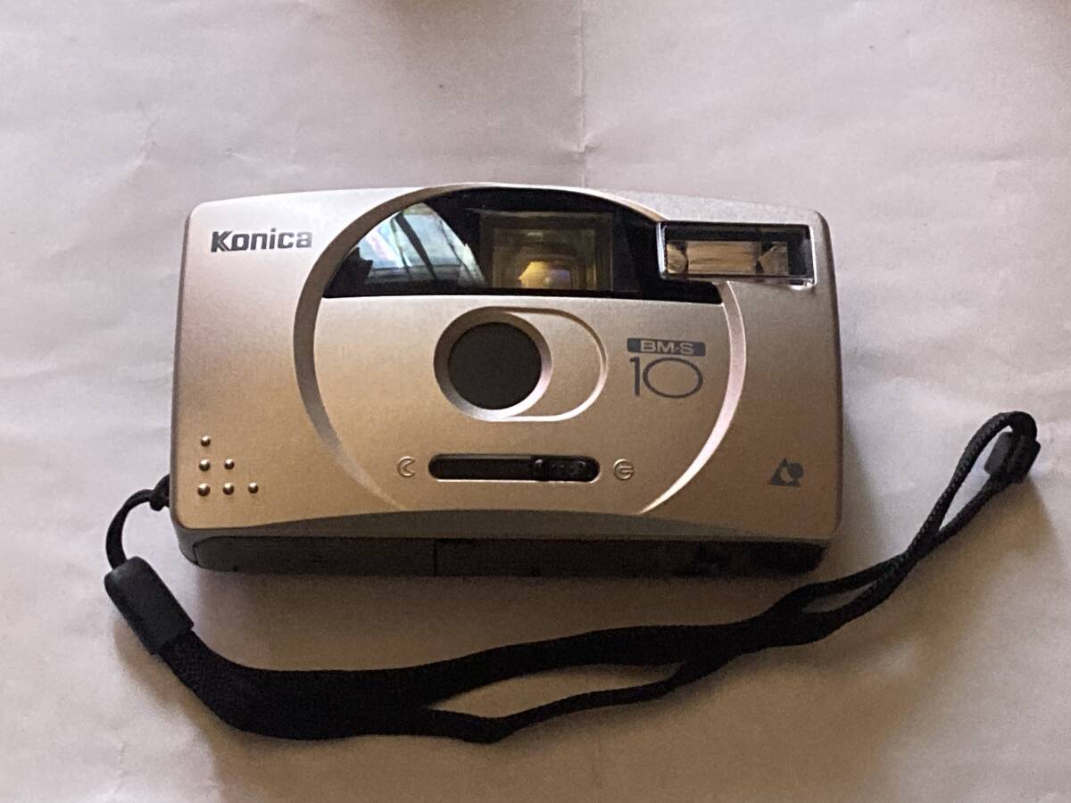 KONICA コニカ BM-S10 シルバー フィルムカメラ 未使用? ジャンク扱い 箱 説明書付き拍卖