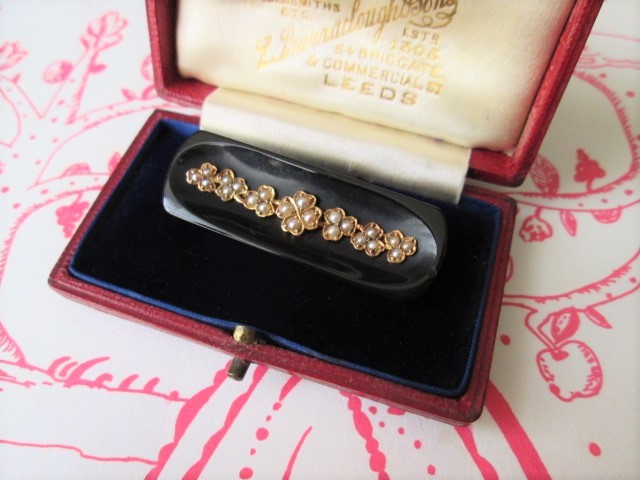 アンティーク★シードパール★真珠★ブローチ★ジェット★9金★ヴィクトリアン拍卖