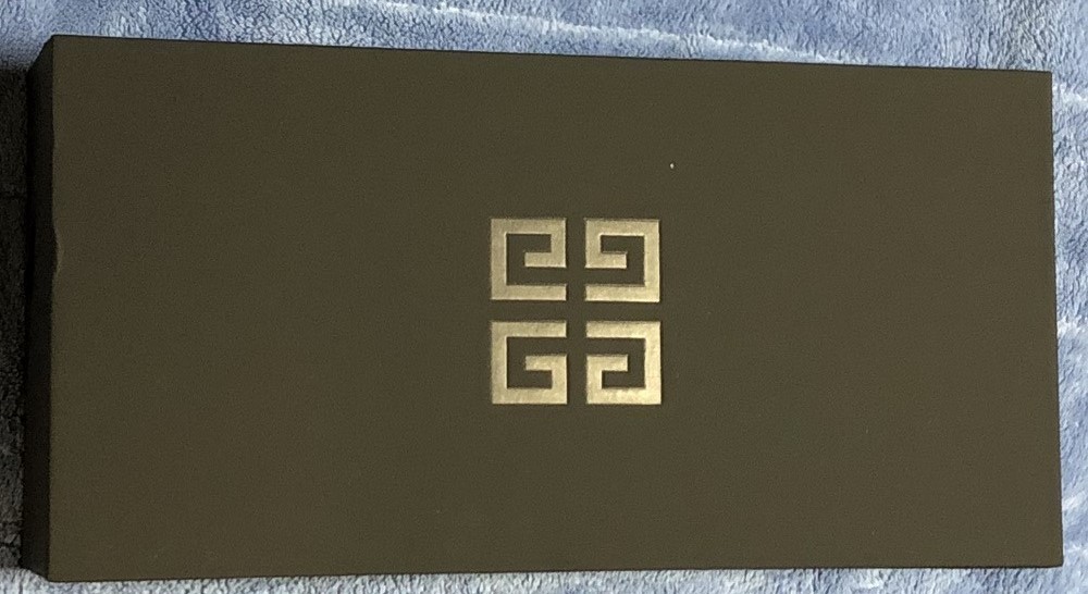 GIVENCHY◆ソワンノワール・コンテナー◆箱のみ拍卖