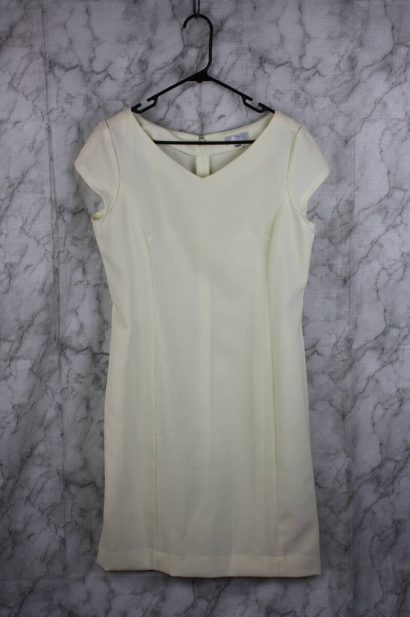 beltax ベルタックス ワンピース 薄いイエロー サイズ11AR ベルト通し糸あり(両サイドウエストあたり)拍卖