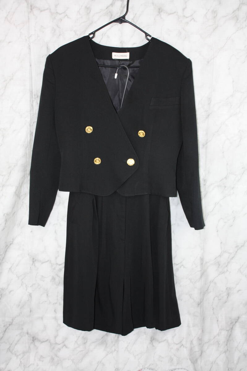 MOI LOVEREAR レディースセットアップスーツ ジャケット キュロット ブラック サイズ9AR(Mサイズ相当)拍卖