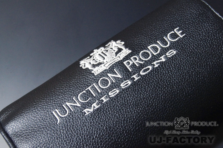 ★ジャンクション プロデュース★ネックパッド(ネックピロー)★ブラックレザー&刺繍カラー・シルバー拍卖