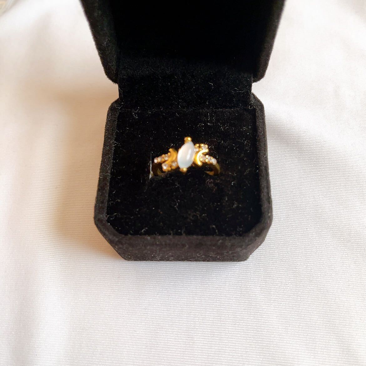 新品★ゴールド★クリアストーン付リング★指輪★13号指輪 拍卖