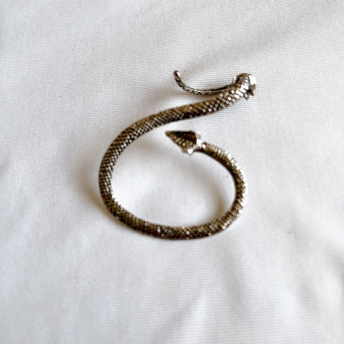 新品★シルバー★スネイクピアス★ヘビピアス★片耳様★ピアス シルバー 拍卖