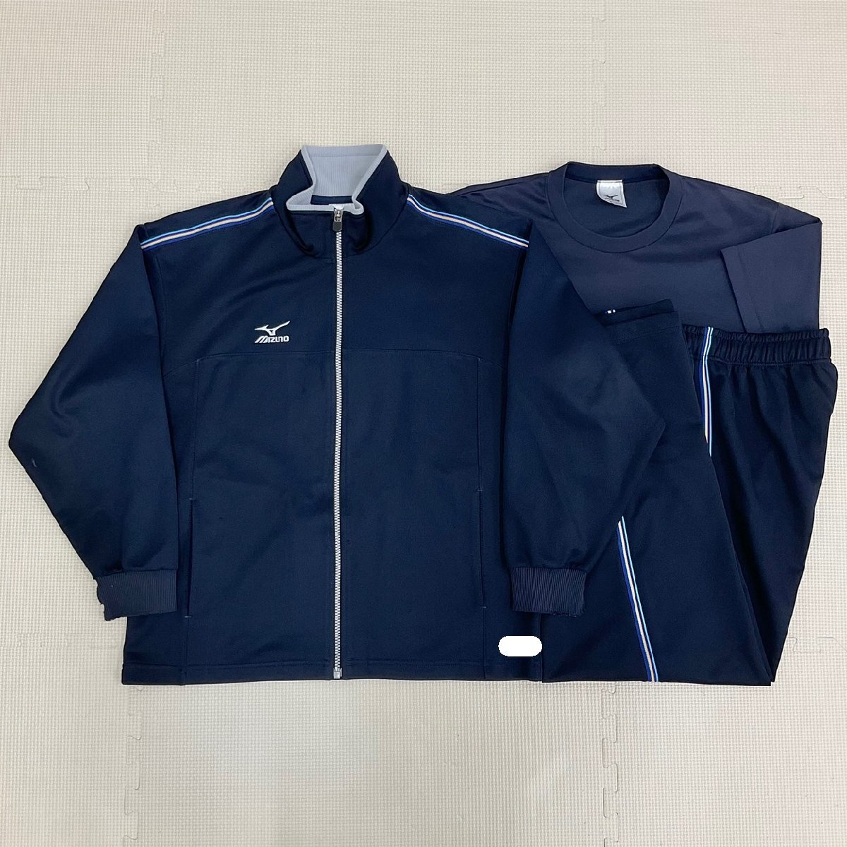 U565/(中古)校名不明 体操着3点 /校名なし/S/M/長袖/半袖/長ズボン/紺/青・水色ライン/MIZUNO/ジャージ/体操服/運動着/男女不明/中学/高校/拍卖