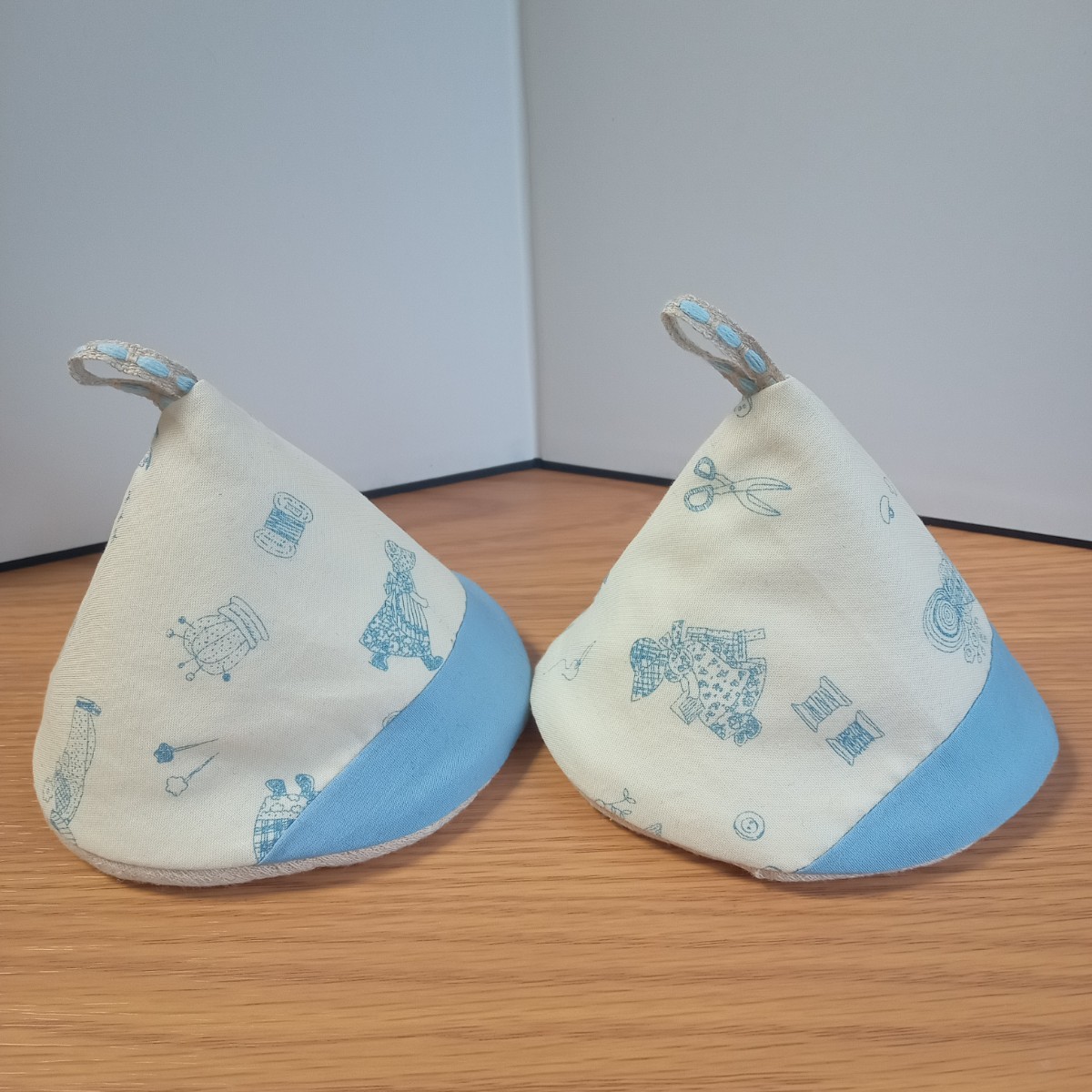 三角鍋つかみ 2個セット★スーちゃん 水色★ハンドメイド ミトン かわいい拍卖