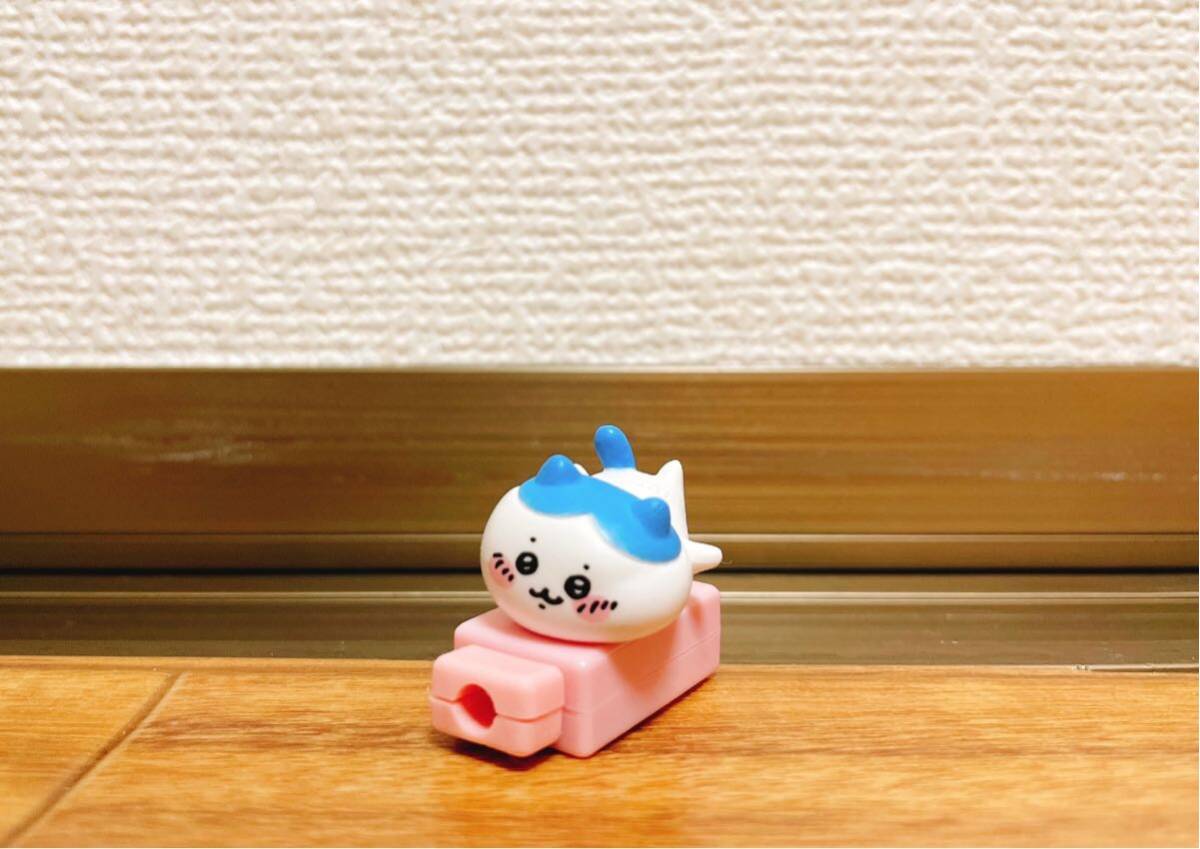 ちいかわ ぎゅっと抱きつきケーブルカバー2 ハチワレ ガチャ ガチャガチャ フィギュア 拍卖